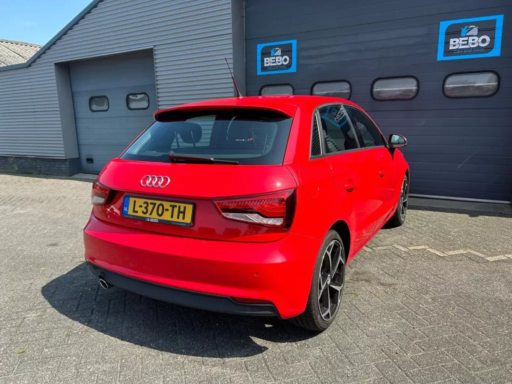 Audi A1 Sportback 1.4 TDI Sport Pro Line S automaat, keyless, pdc, navi